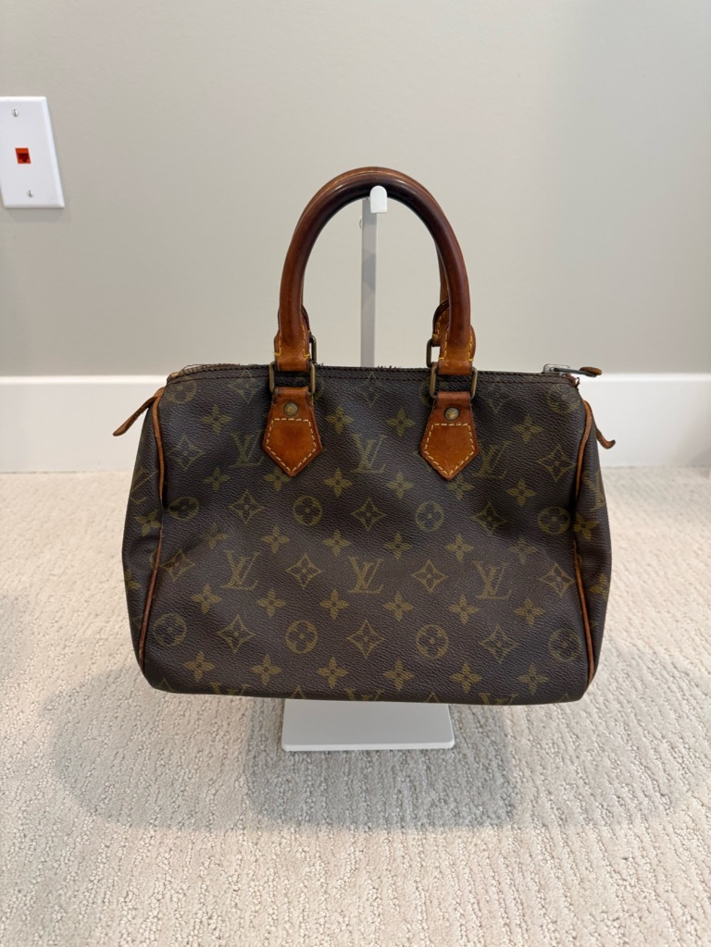 Louis Vuitton Speedy 25 Vintage *damage*